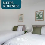 Bright And Warm 3-Bed Home In Derby By Renzo, Free Wi-Fi, Sleeps 6!
