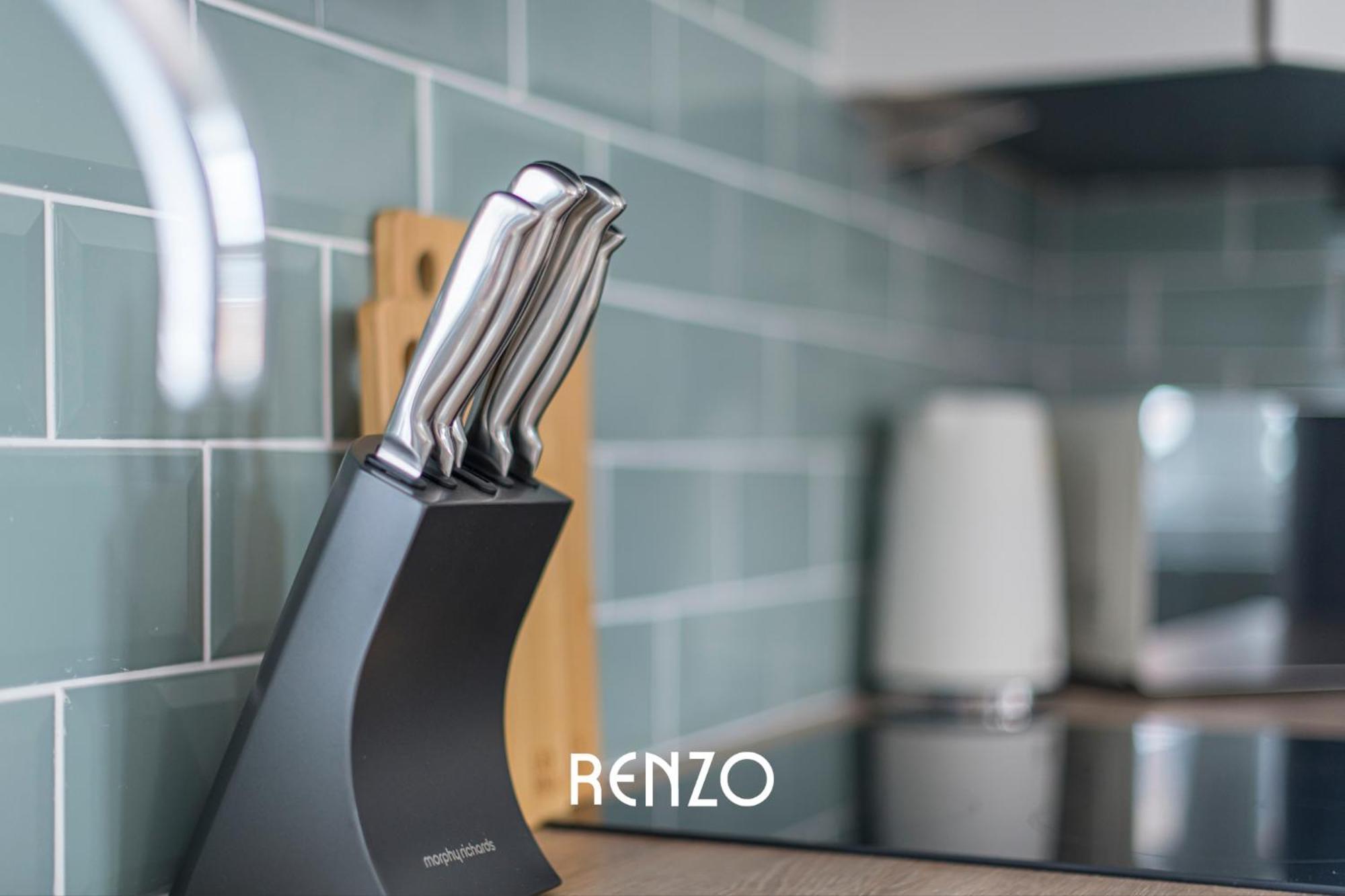 Bright And Warm 3-bed In By Renzo, Free Wi-fi, Sleeps 6! Apartment Derby